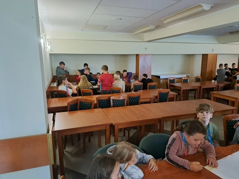 0 2prezentacje grup.